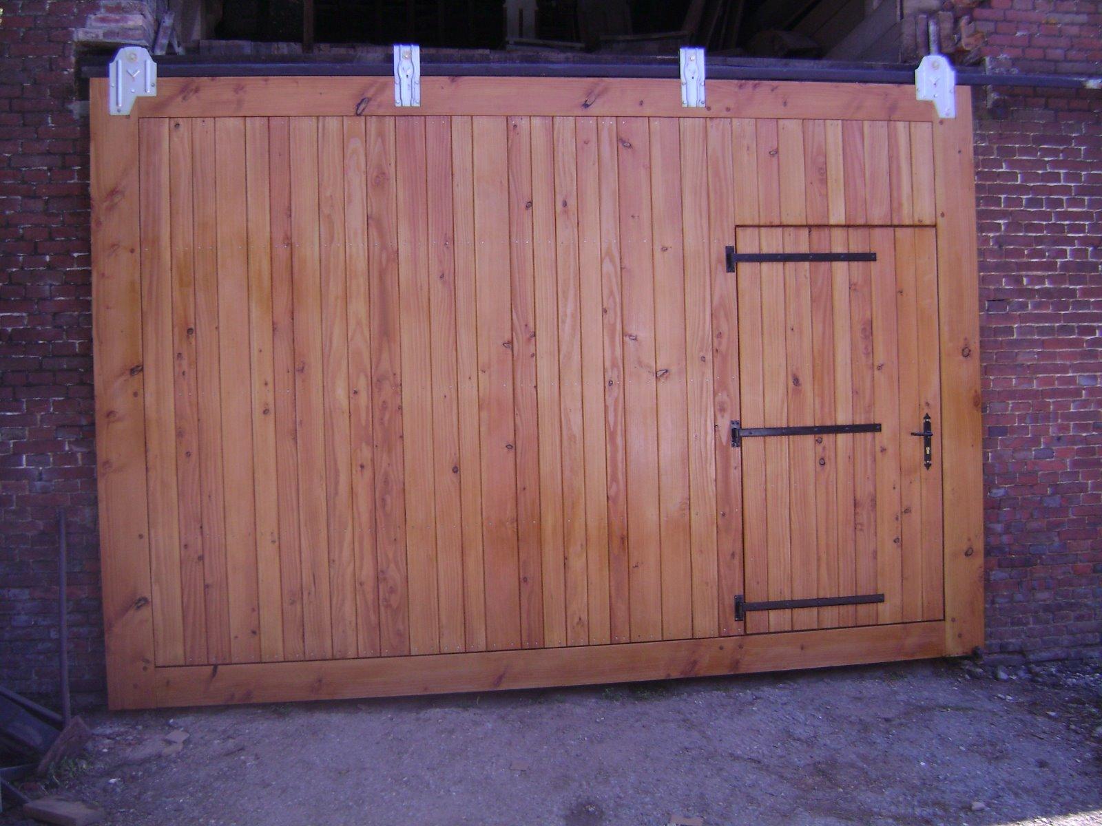 L’Artisan Menuisier - Portails et porte de garage